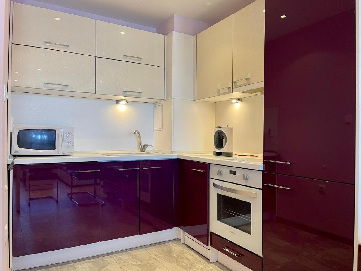 Апартамент Чаролит / Apartment Charoite Burgas Exterior photo